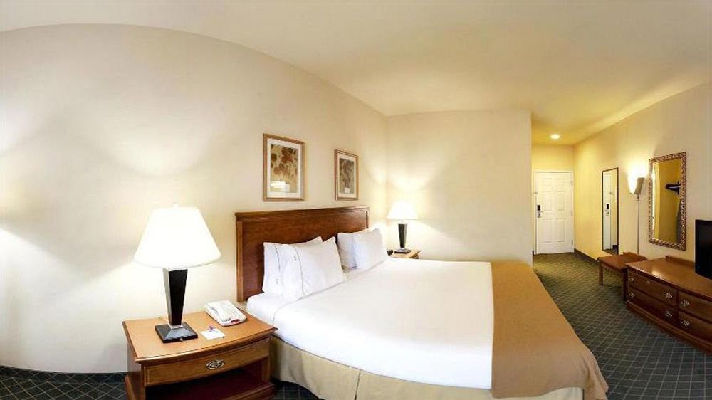 Holiday Inn Express & Suites Magnolia-Lake Columbia Dış mekan fotoğraf